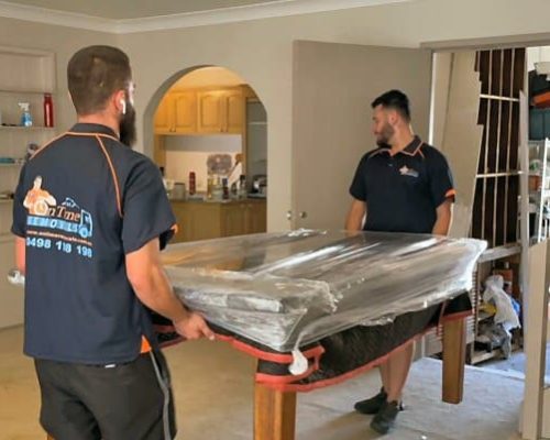 Residential removal company providing organized home moving assistance.