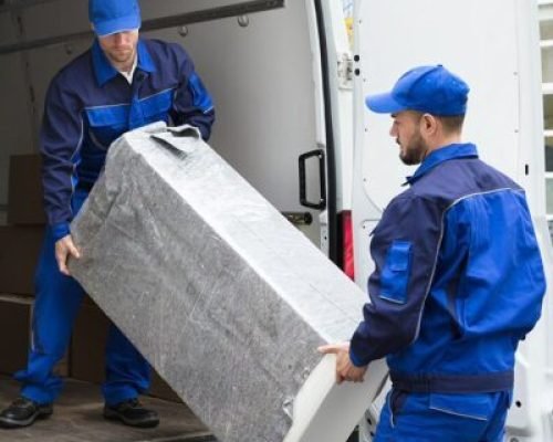 Home relocation service for transporting personal belongings in packed boxes